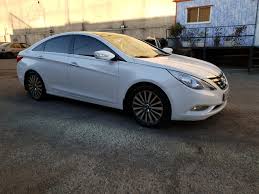 مزایده خودرو-مزایده خرید یک دستگاه خودروی  هیوندای (سوناتا) 2011 رنگ : سفید  زیر قیمت بازار :  900/000/000 تومان ! 