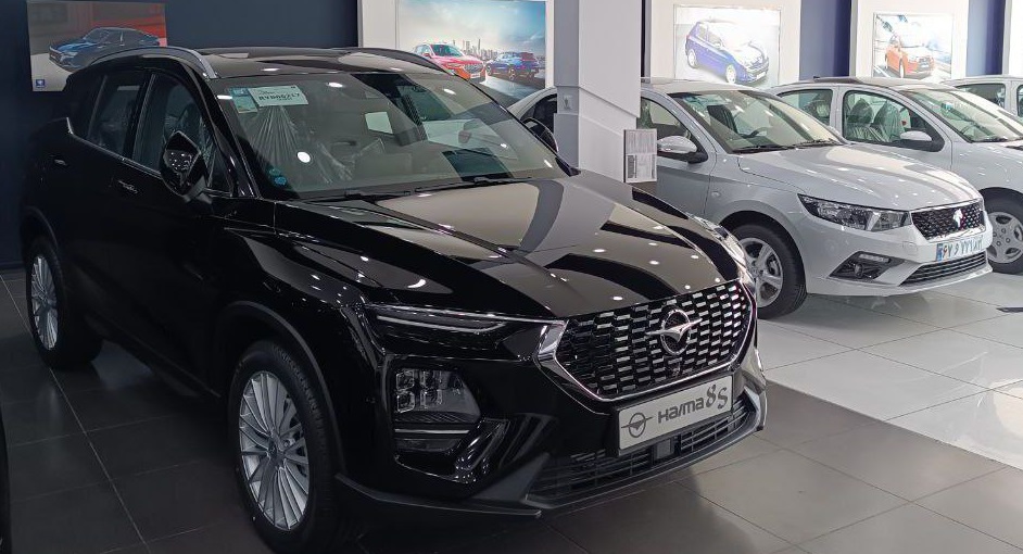 افزایش قیمت خودرو در بازار همزمان با رشد نرخ دلار