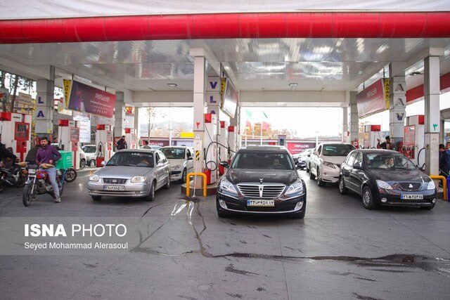 حذف سهمیه بنزین خودروهای نوشماره زیر یک میلیارد تومان منتفی شد
