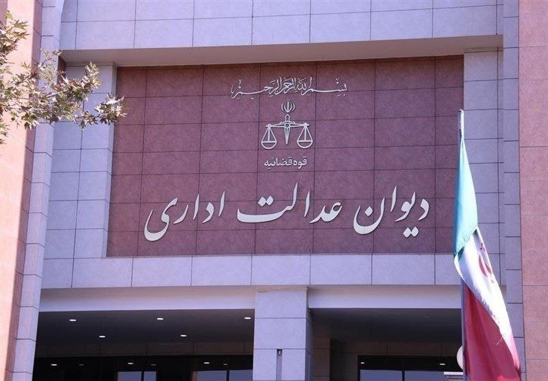 خودروسازان حق تغییر قراردادهای قدیمی را ندارند