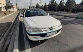 مزایده خودرو پژو پارس  رنگ : سفید  مدل : 94