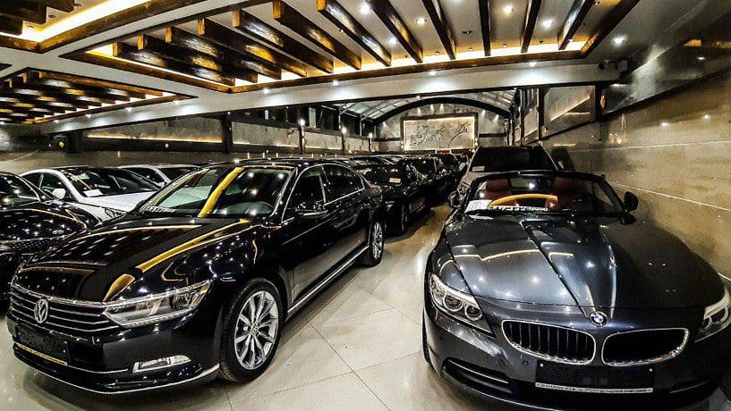 فروش خودروهای خارجی صفر شد!  خریداران و فروشندگان دست نگه داشته‌اند